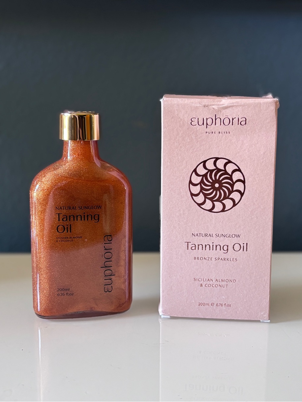 Euphoria Natural Sunglow Bronze Sparkles Tanning Oil - 200ml NWT